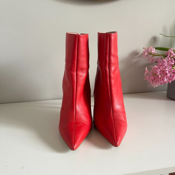 STEVE MADDEN Red Elysia Pointed Toe Stiletto Zip-Up Leather Booties sz 8.5 - Picture 3 of 6